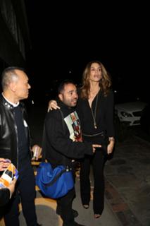 Cindy Crawford feet photo thumbnail