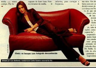 Cindy Crawford feet photo thumbnail