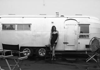 Cindy Crawford feet photo thumbnail