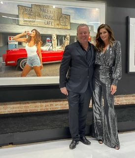 Cindy Crawford feet photo thumbnail
