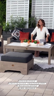 Cindy Crawford feet photo thumbnail