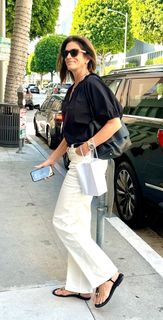 Cindy Crawford feet photo thumbnail