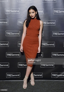 Cindy Kimberly feet photo thumbnail