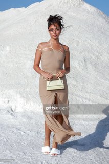 Cindy Kimberly feet photo thumbnail