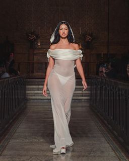 Cindy Kimberly feet photo thumbnail