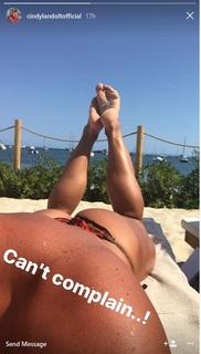 Cindy Landolt feet photo thumbnail