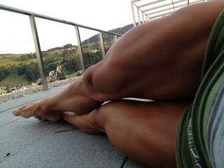 Cindy Landolt feet photo thumbnail