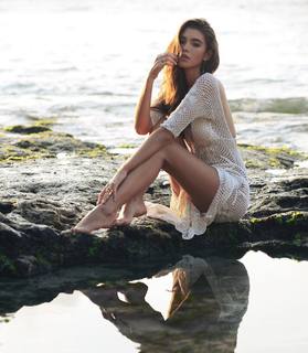 Cindy Mello feet photo thumbnail