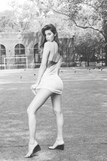 Cindy Mello feet photo thumbnail