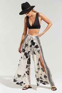 Cindy Mello feet photo thumbnail