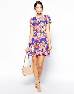 Cindy Mello feet photo thumbnail