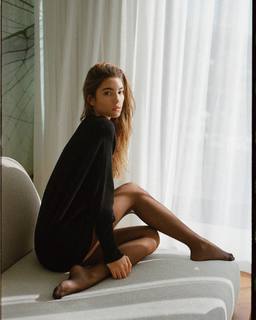 Cindy Mello feet photo thumbnail