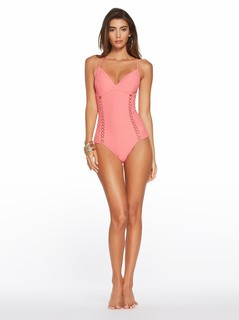 Cindy Mello feet photo thumbnail