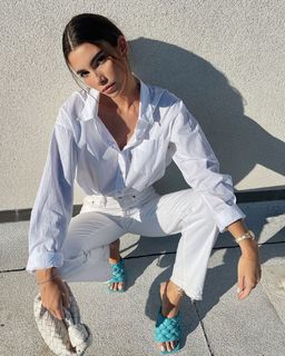 Cindy Mello feet photo thumbnail