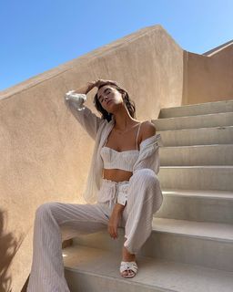 Cindy Mello feet photo thumbnail