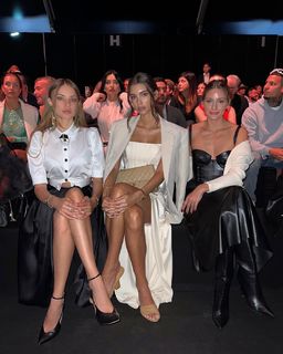 Cindy Mello feet photo thumbnail