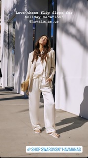 Cindy Mello feet photo thumbnail