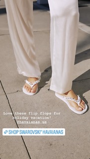 Cindy Mello feet photo thumbnail