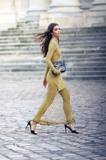 Cindy Mello feet photo thumbnail