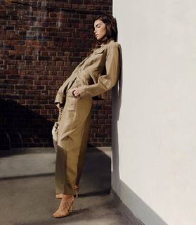 Cindy Mello feet photo thumbnail