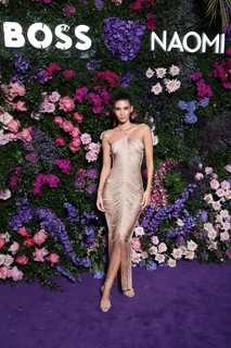 Cindy Mello feet photo thumbnail