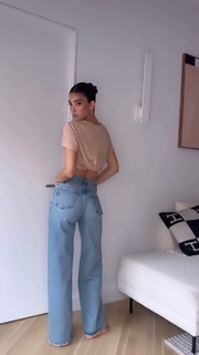 Cindy Mello feet photo thumbnail