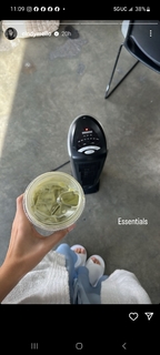 Cindy Mello feet photo thumbnail