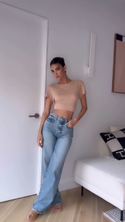 Cindy Mello feet photo thumbnail