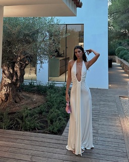 Cindy Mello feet photo thumbnail