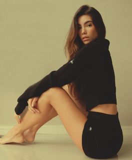 Cindy Mello feet photo thumbnail