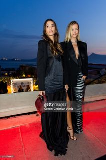 Cindy Mello feet photo thumbnail