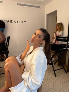 Cindy Mello feet photo thumbnail