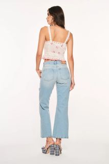 Cindy Mello feet photo thumbnail