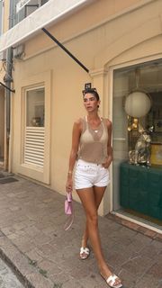 Cindy Mello feet photo thumbnail