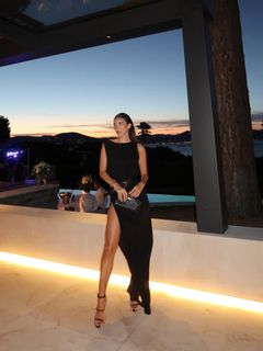 Cindy Mello feet photo thumbnail