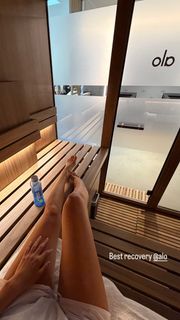 Cindy Mello feet photo thumbnail