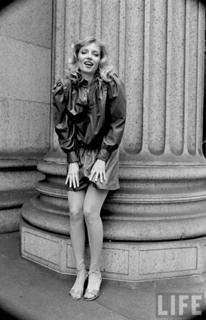 Cindy Morgan feet photo 1