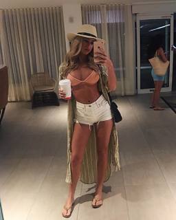 Cindy Prado feet photo 2