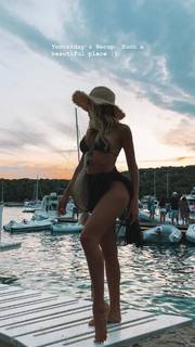 Cindy Prado feet photo 9