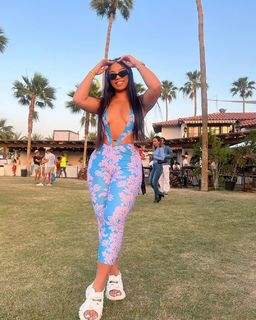 Cindy Tran feet photo thumbnail