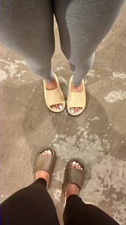 Cindy Tran feet photo thumbnail