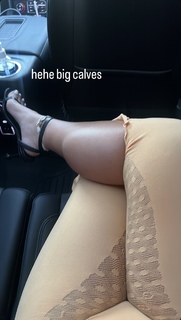 Cindy Tran feet photo thumbnail