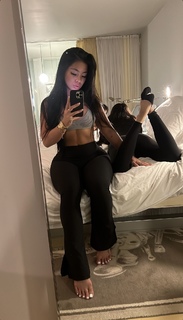Cindy Tran feet photo thumbnail