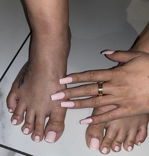 Cindy Tran feet photo thumbnail