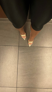 Cindy Tran feet photo thumbnail