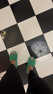 Cindy Tran feet photo thumbnail