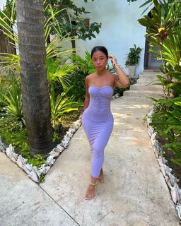 Cindy Tran feet photo thumbnail