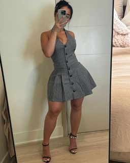 Cindy Tran feet photo thumbnail