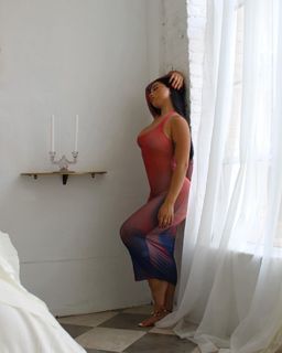 Cindy Tran feet photo thumbnail