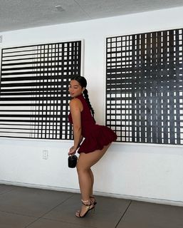 Cindy Tran feet photo thumbnail